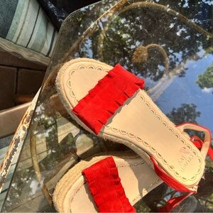 beautiful sandals size 6 and half crown ivy brand
